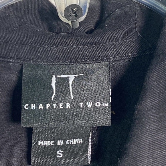 IT Chapter 2 Jacket Coat Pennywise Loser Halloween Movie Hot Topic - Picture 4 of 5